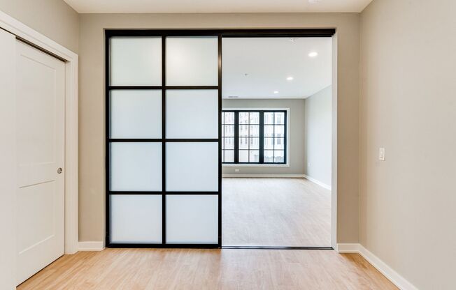 1 bed, 1 bath, 519 sqft, $2,595, Unit 211