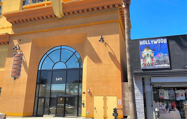 5411 HOLLYWOOD BLVD