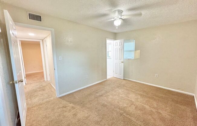 3 beds, 2 baths, $1,550