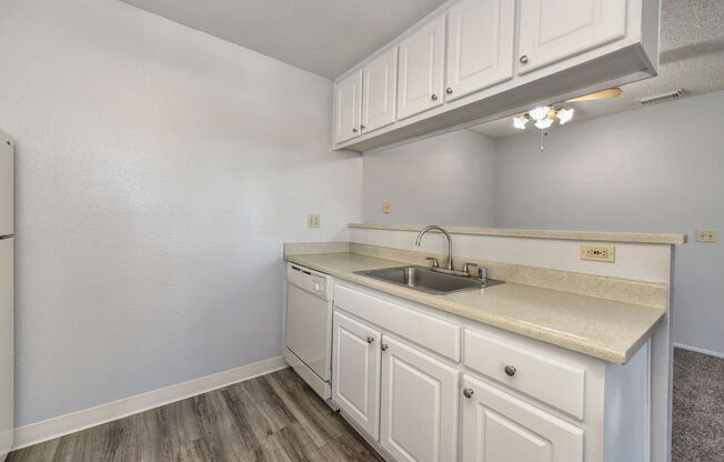 1 bed, 1 bath, 618 sqft, $1,570