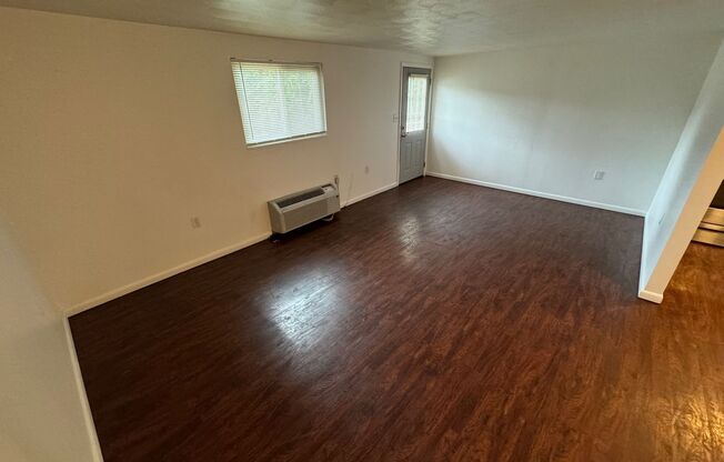 1 bed, 1 bath, 650 sqft, $800