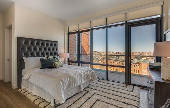 2 beds, 2 baths, 1,310 sqft, $9,768, Unit 1112