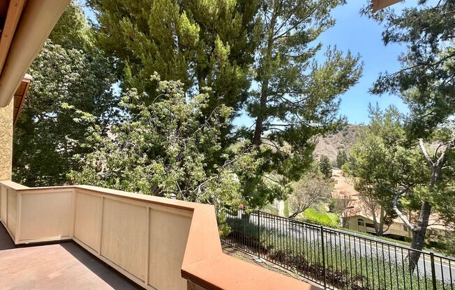 Beautiful 2Bd/2Ba Condo  Available in Yorba Linda!