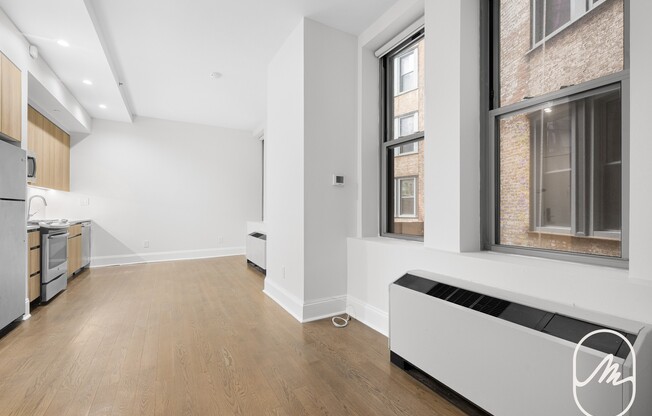 1 bed, 1 bath, $4,300, Unit 8C