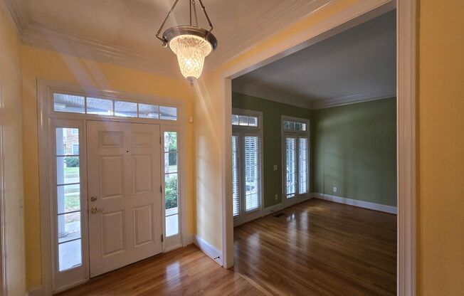 131 Barclay Valley Drive available for 4-1-2020 move-in!