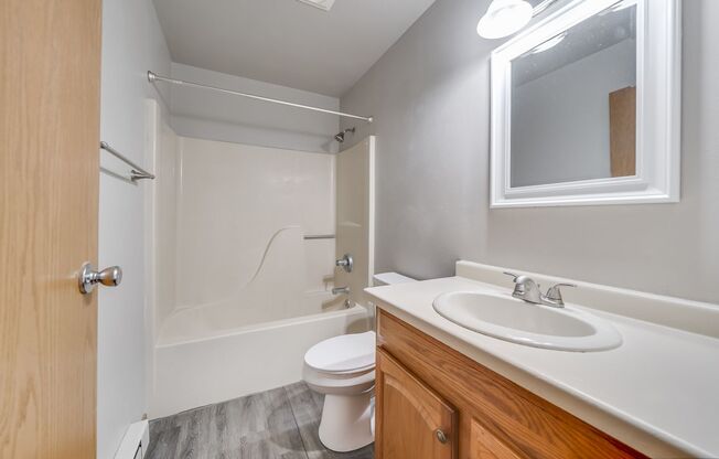 1325 Vandenbroek Rd, Little Chute