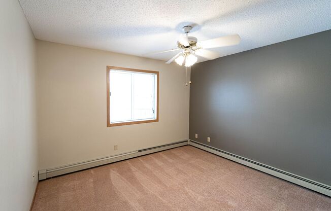 2 beds, 2 baths, 1,031 sqft, $1,425, Unit 3700112