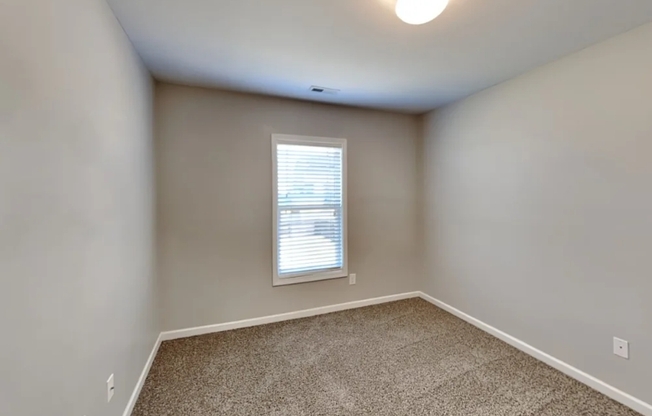 229 HAYWOOD LN