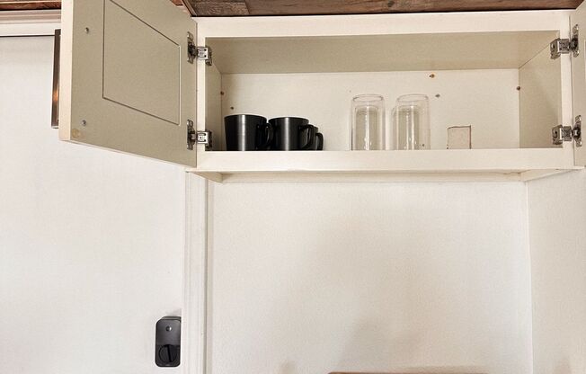 1 Bedroom/1 Bathroom Guest House in Pittsburg