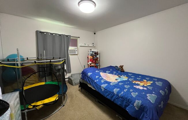 2 beds, 1.5 baths, $1,350, Unit 112