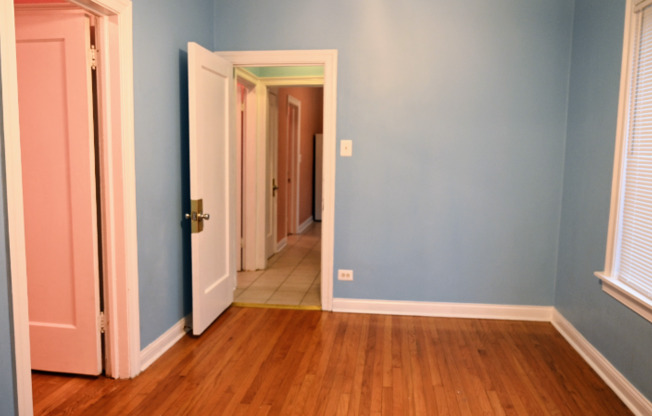 7630 S INGLESIDE AVELOOP