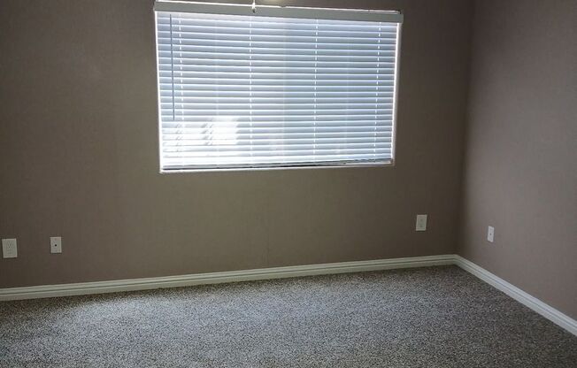 2 beds, 1 bath, 1,018 sqft, $1,700, Unit Hillpointe Rd. 1722