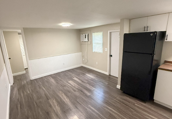 15101 N 15 ST