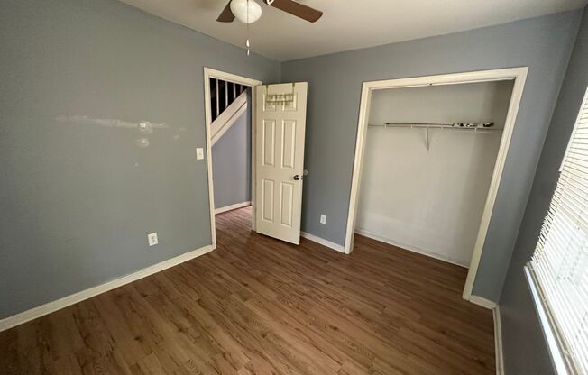 3 beds, 1 bath, $1,575