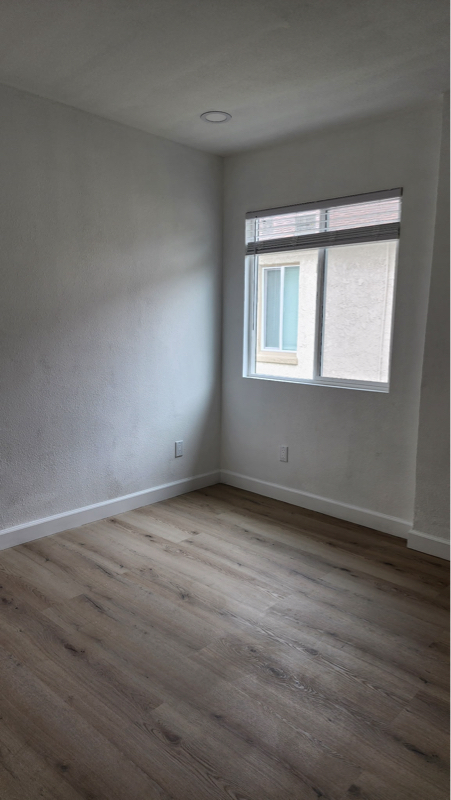 10920 LILLIAN LN