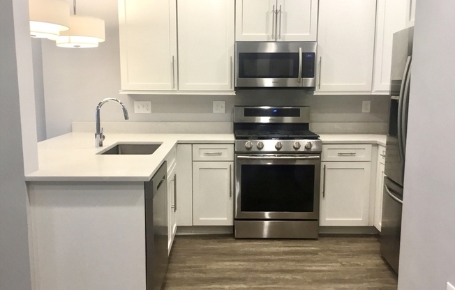 2 beds, 2 baths, 1,150 sqft, $3,900, Unit 2