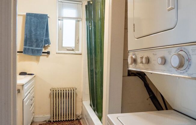 1 bed, 1 bath, $1,575, Unit 1500 South St 3F