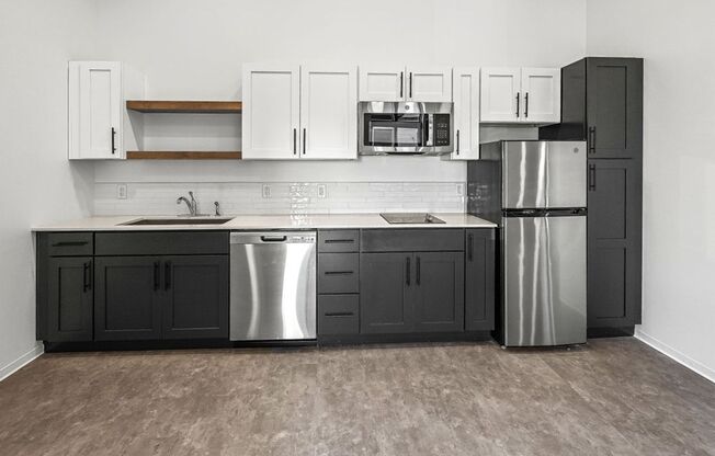 Studio, 1 bath, 444 sqft, $1,075, Unit 3201