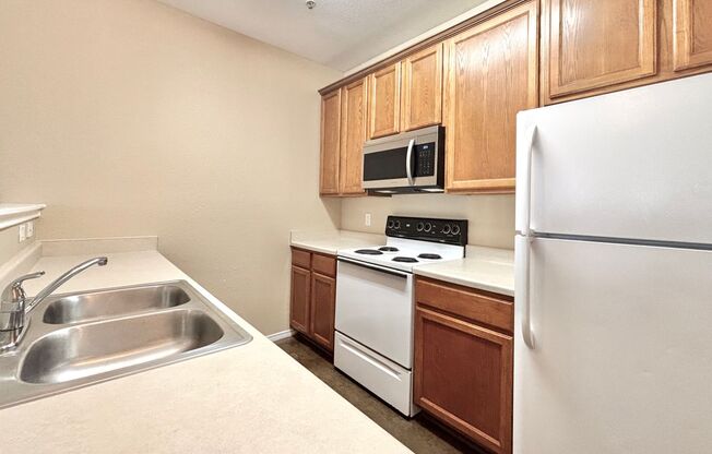 10814 Mathom Landing 1