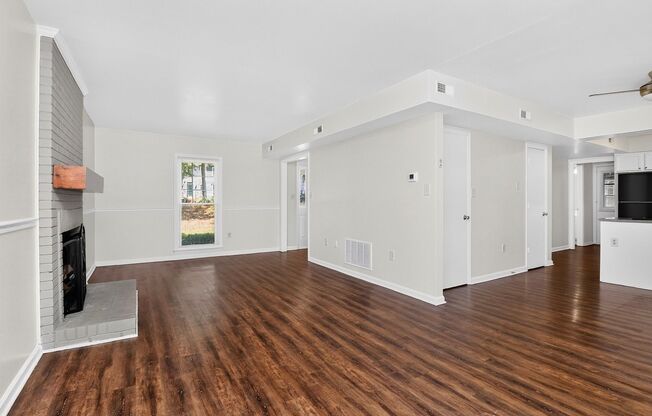 Beautiful Three Bedroom Home in the Wellington Subdivision!