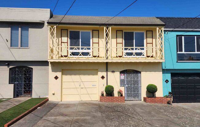Sunset Single-Family Home Available for Lease Now!