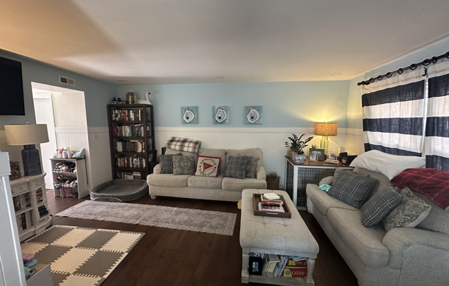 210 73 ST