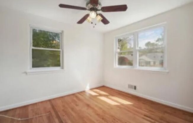 3 beds, 2.5 baths, $3,550