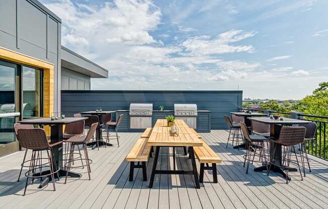 Rooftop Lounge at The Beeker, Columbus, 43201