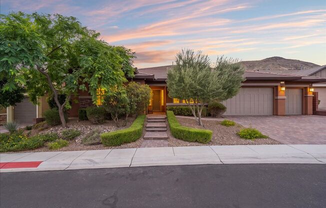 Luxury Retreat, Fully Furnished Single-Story Estate with Private Pool & Spa