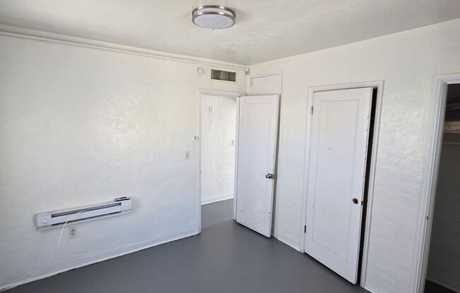 1 bed, 1 bath, 600 sqft, $825, Unit 4