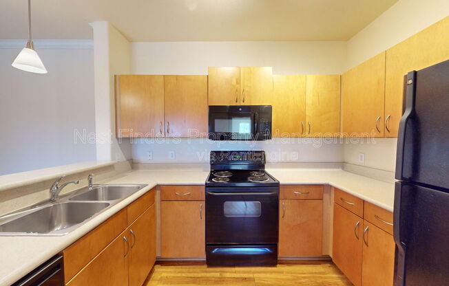 2 beds, 2 baths, 1,100 sqft, $1,375, Unit 314