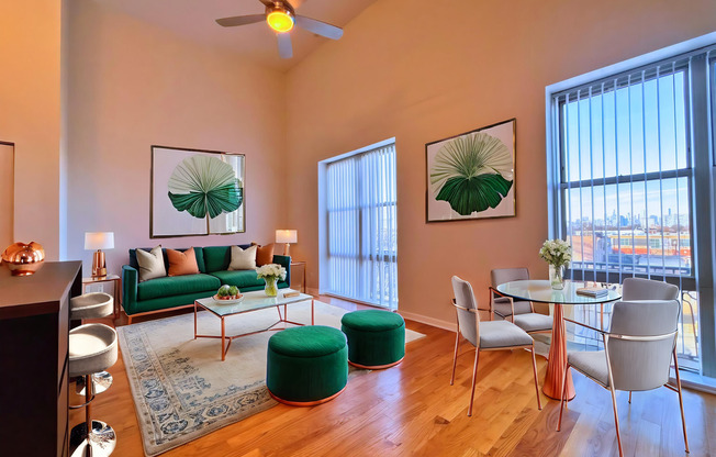 1 bed, 1 bath, $1,885, Unit E4