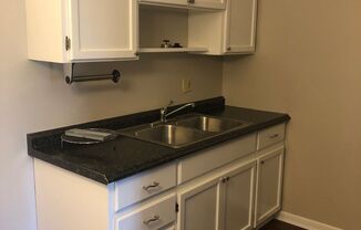 Walk to Vandy and Hillsboro Village, 1 Bed/1 Bath at the Villager West, Top Floor and Newly Renovated