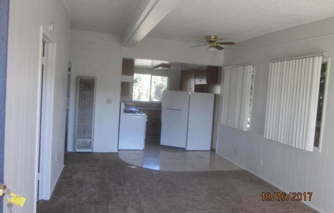 2 beds, 1 bath, 720 sqft, $1,695, Unit 737E