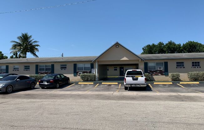 6031 Polk St Hollywood, FL 33024