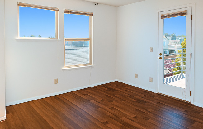 3 beds, 2 baths, 1,195 sqft, $3,553, Unit 306