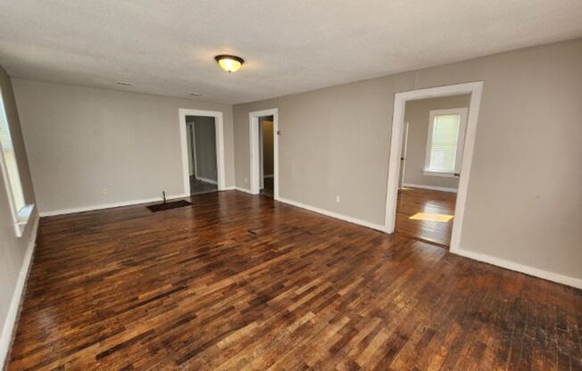 Welcome home to 3716 Marion, North Little Rock, updated, for rent *Move in Special - $0 Deposit option* - Please read the full description*