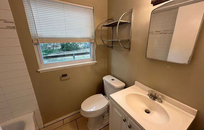 2 beds, 1 bath, $1,475