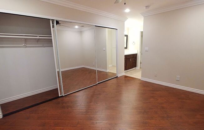 1 bed, 1 bath, 890 sqft, $2,550, Unit 114
