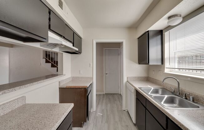 2 beds, 1.5 baths, 1,054 sqft, $1,159, Unit 1501