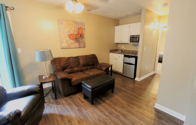 4 beds, 2 baths, $595