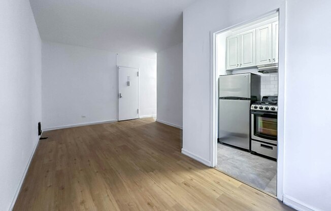 1 bed, 1 bath, $4,250, Unit 15P