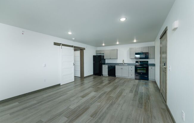 1 bed, 1 bath, 730 sqft, $1,650, Unit 201