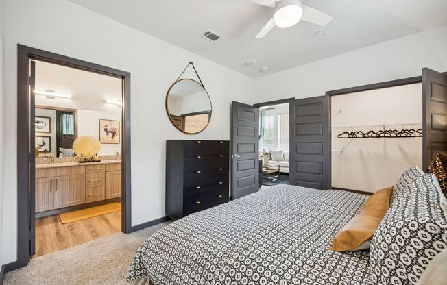 2 beds, 2 baths, 1,120 sqft, $1,949, Unit 5223