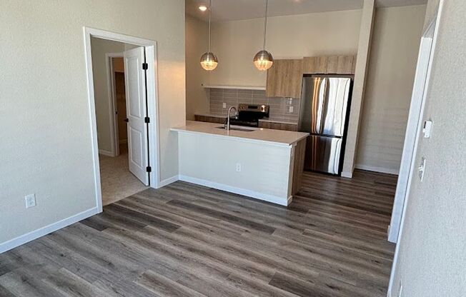 2 beds, 2 baths, 720 sqft, $1,799, Unit 820 #308