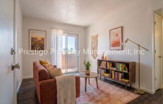 Central 2/1 Condo With Some Wonderful Amenities!