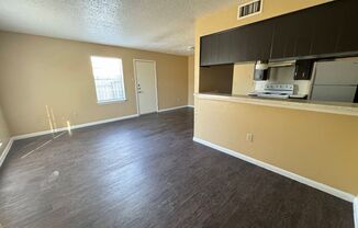 2 beds, 1 bath, 967 sqft, $825, Unit Unit A