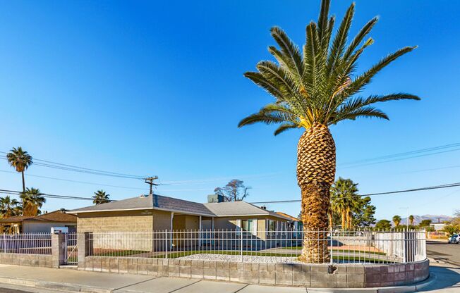 Nicely Updated 2 Bed, 1 Bath Single Story Home In Established Neighborhood