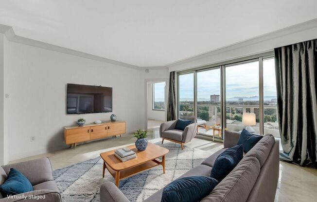 1 bed, 1.5 baths, $1,900, Unit # 804