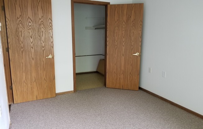 1 bed, 1 bath, 625 sqft, $825, Unit 9